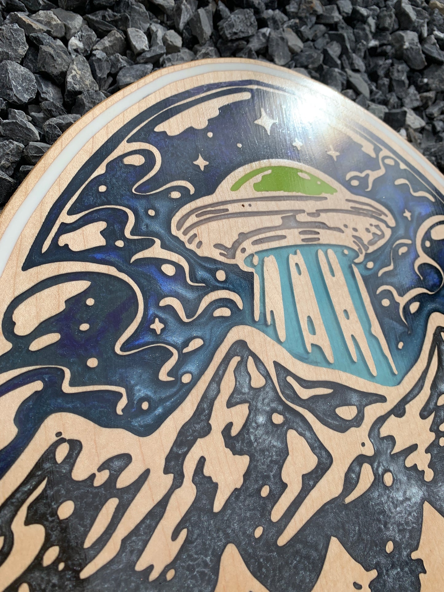 UFO - Thread & Resin